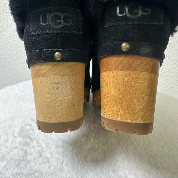 UGG Thebes Black Suede Clog Wooden Bootie Mules with Faux Fur Trim - Picture 7 of 14